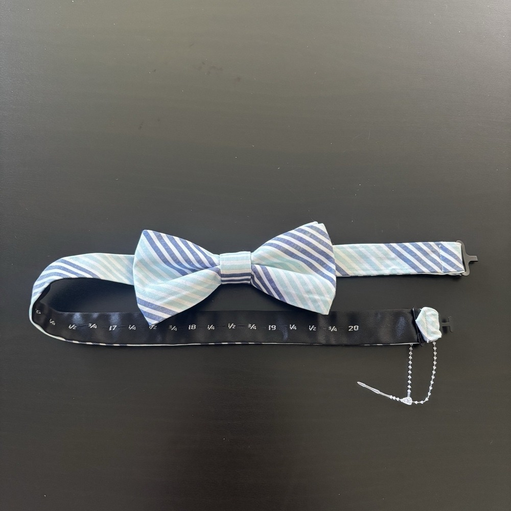 Wembley‎ Bow Tie White Blue Striped Adjustable OS